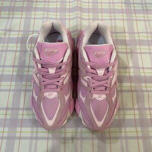 New Balance Pink And Purple Sneakers